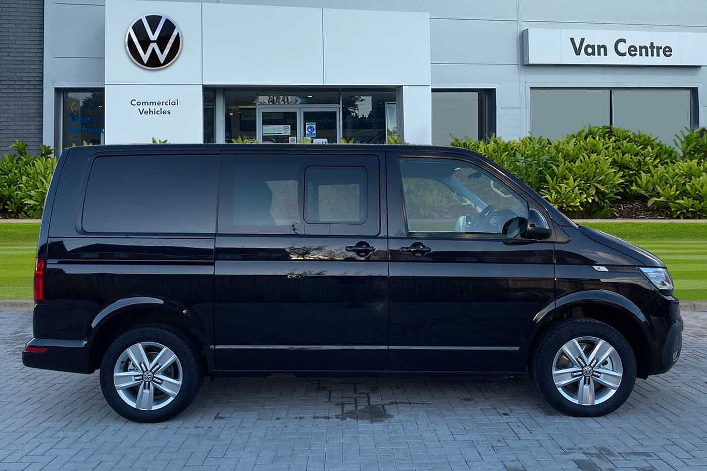 Volkswagen Transporter Kombi 2.0TDI 150 T32 Highline BMT SWB