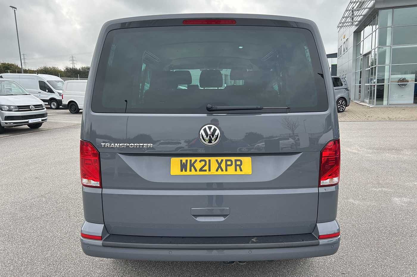 Volkswagen Transporter 2.0BiTDI 204ps T32 Highline SWB DSG