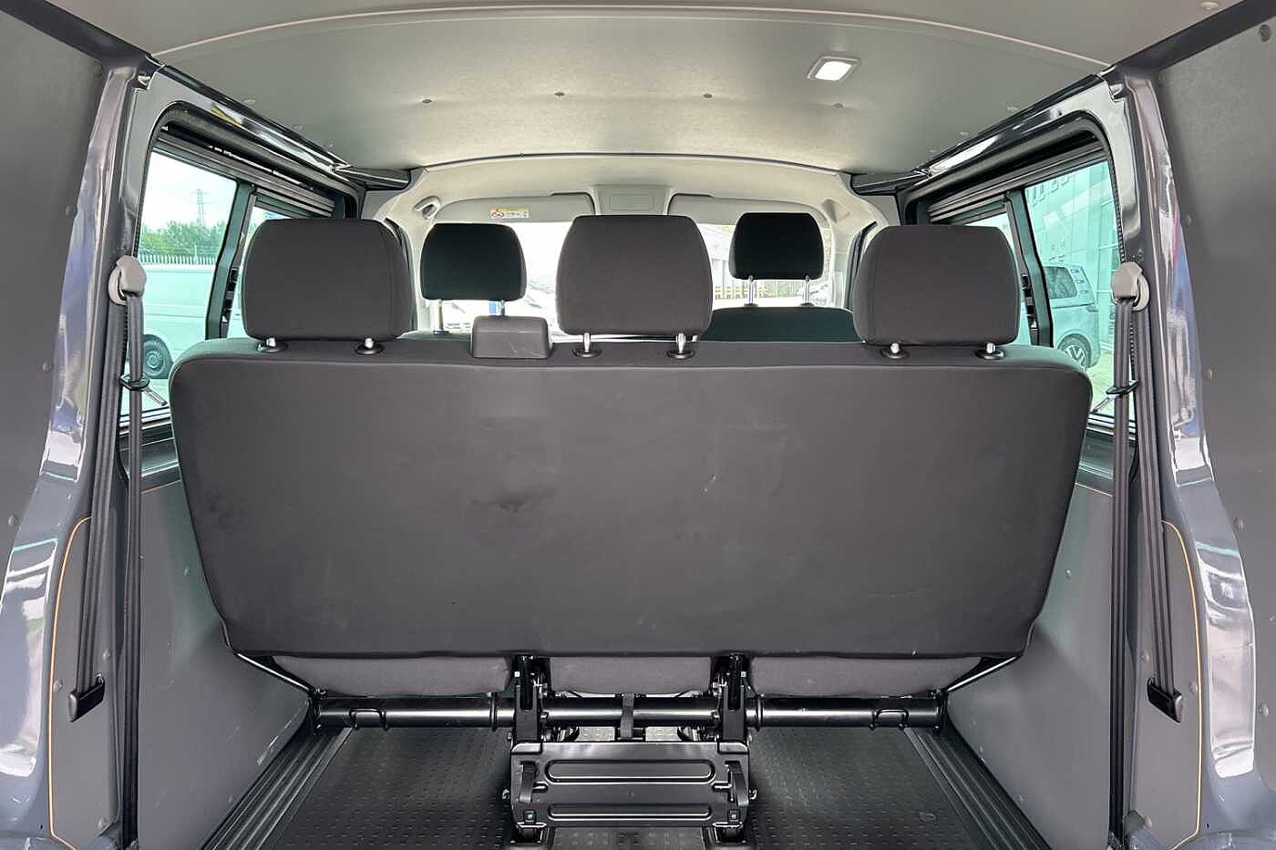 Volkswagen Transporter 2.0BiTDI 204ps T32 Highline SWB DSG
