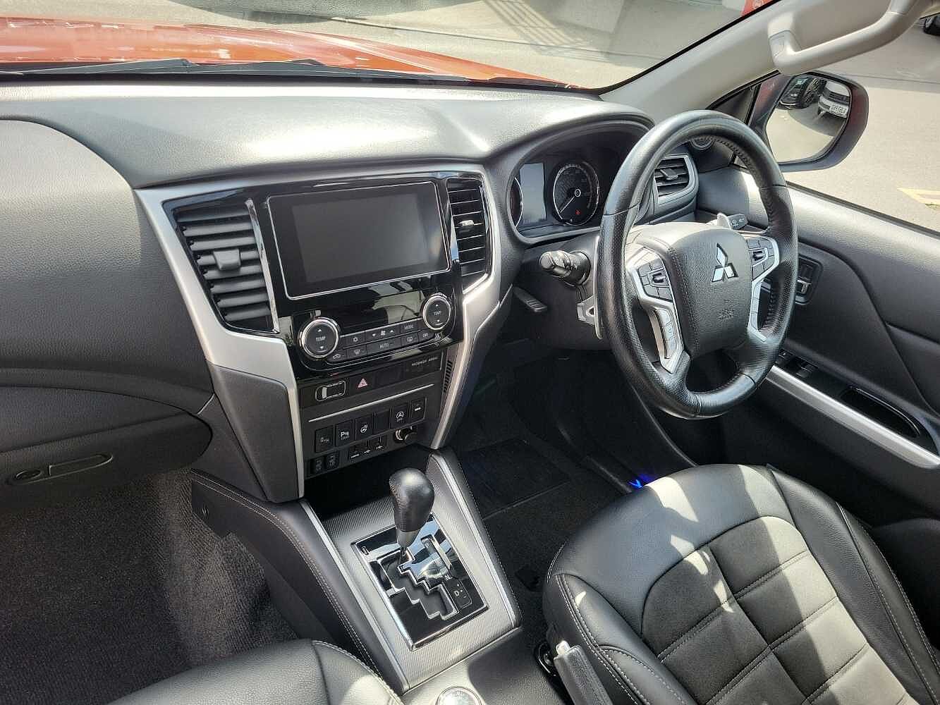 Mitsubishi L200 2.2 DI-D 4WD (150PS) Barbarian X DC PU