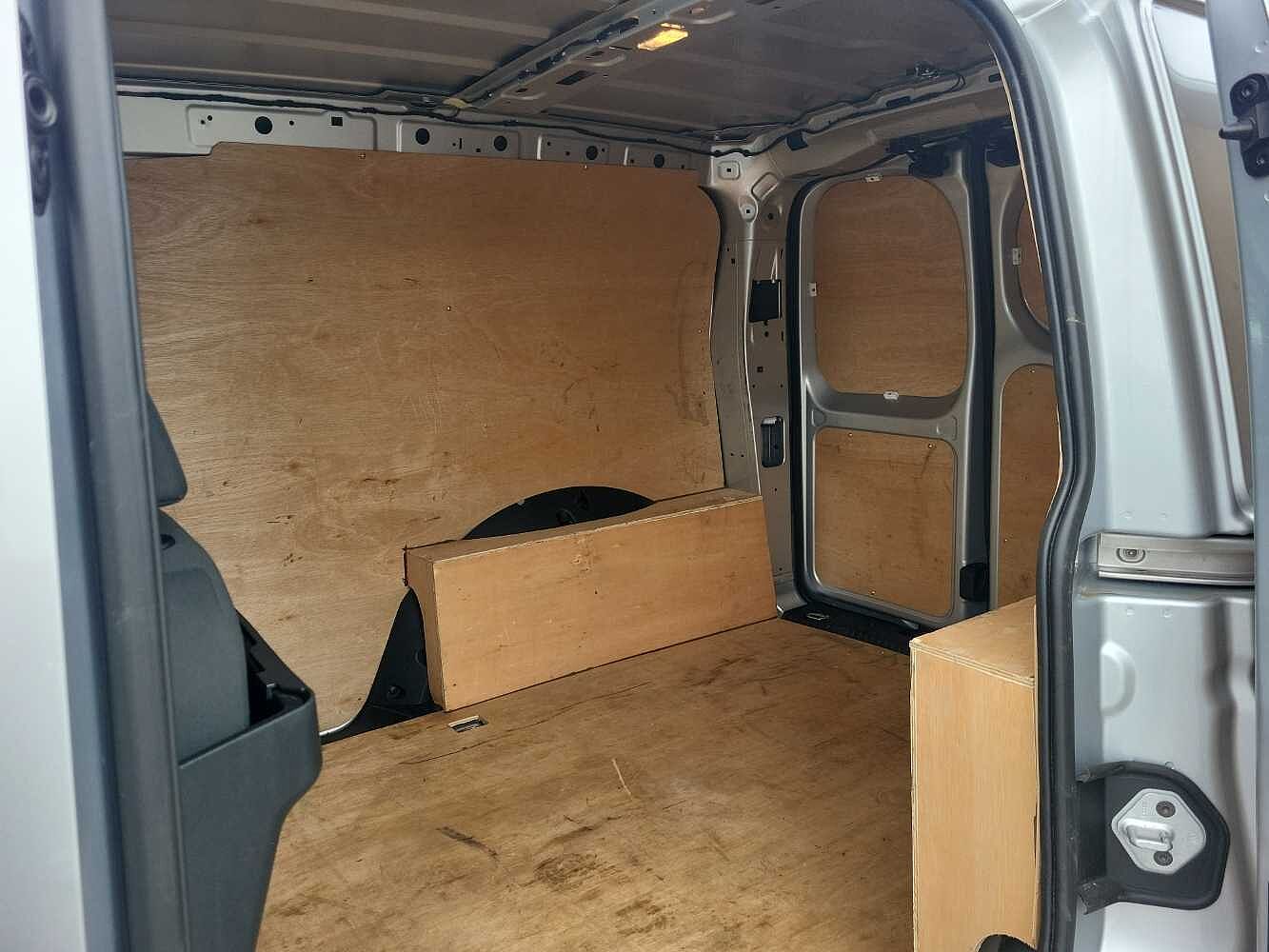 Volkswagen Caddy Cargo 2.0TDI 102PS C20 Commerce Plus PV