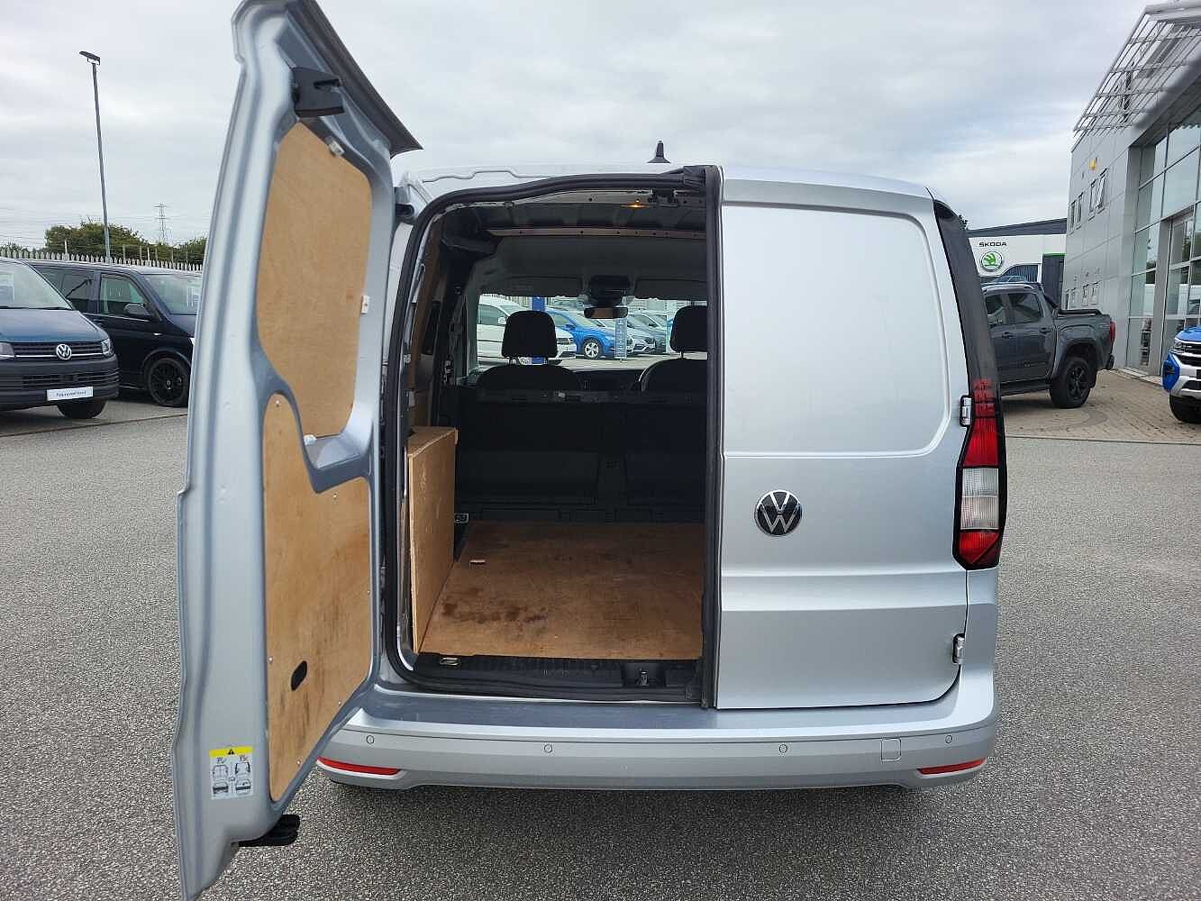 Volkswagen Caddy Cargo 2.0TDI 102PS C20 Commerce Plus PV