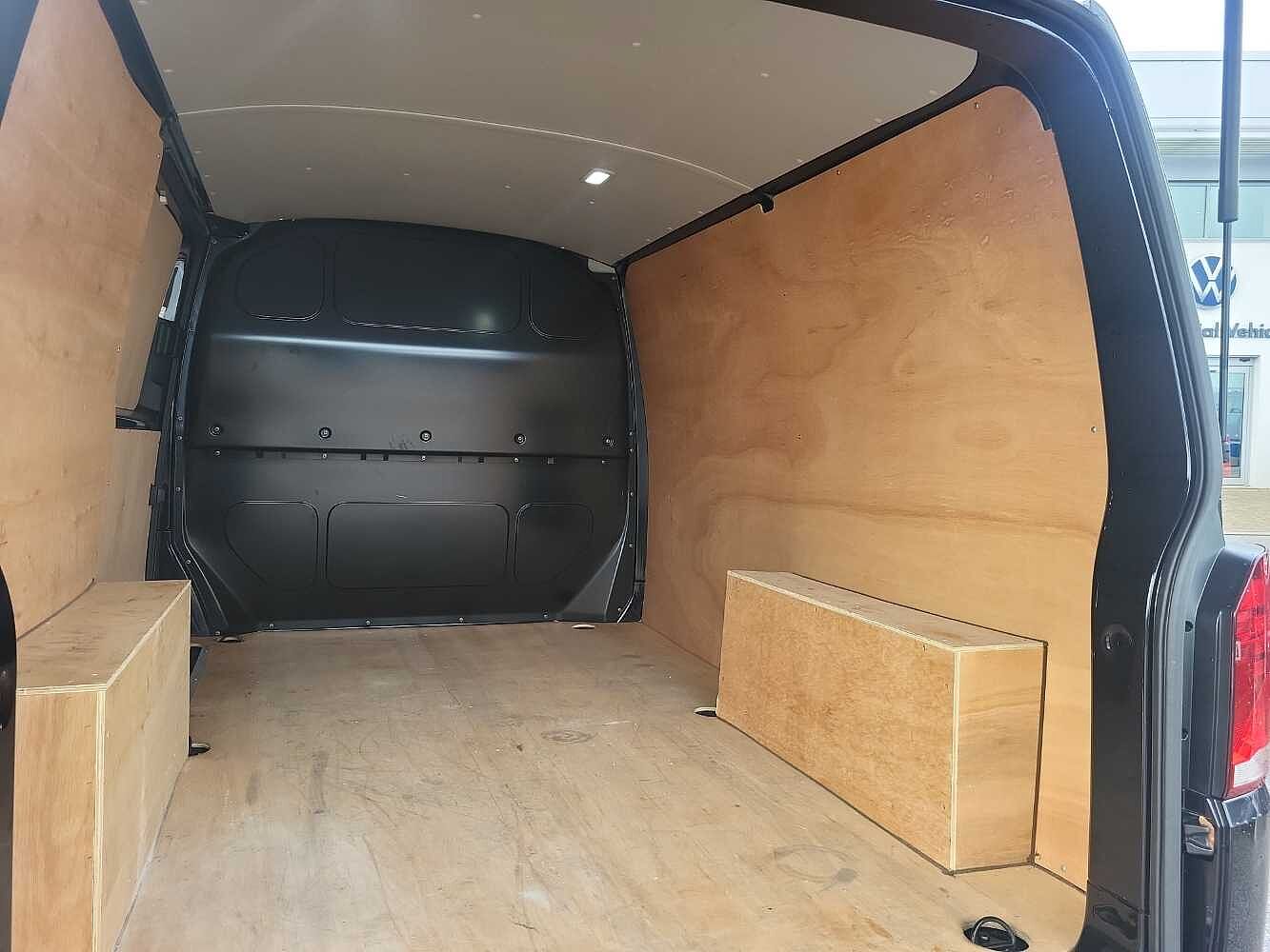 Volkswagen Transporter 2.0TDI (150PS)Eu6 T30 Highline SWB PV