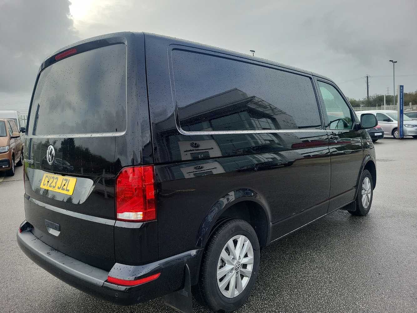 Volkswagen Transporter 2.0TDI (150PS)Eu6 T30 Highline SWB PV