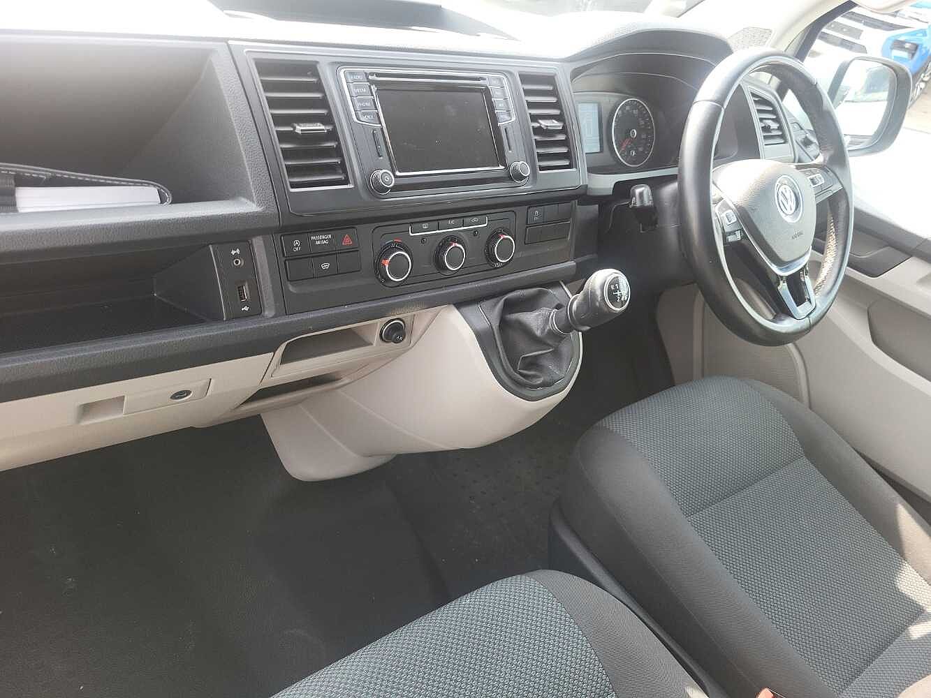 Volkswagen Transporter Kombi 2.0TDI 150 T32 Highline BMT SWB