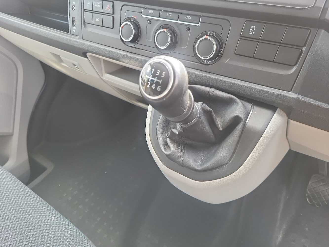 Volkswagen Transporter Kombi 2.0TDI 150 T32 Highline BMT SWB