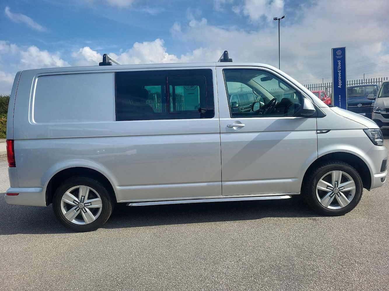 Volkswagen Transporter Kombi 2.0TDI 150 T32 Highline BMT SWB