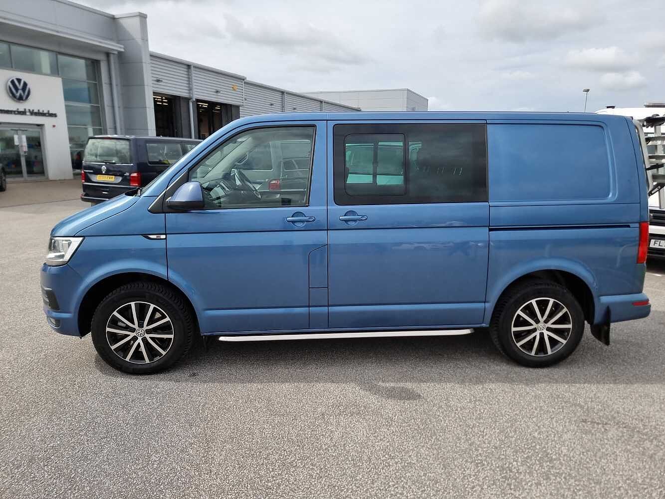 Volkswagen Transporter Kombi 2.0BiTDI 204PS EU6 T32 HL LWB 4M***LOTS OF EXTRAS***
