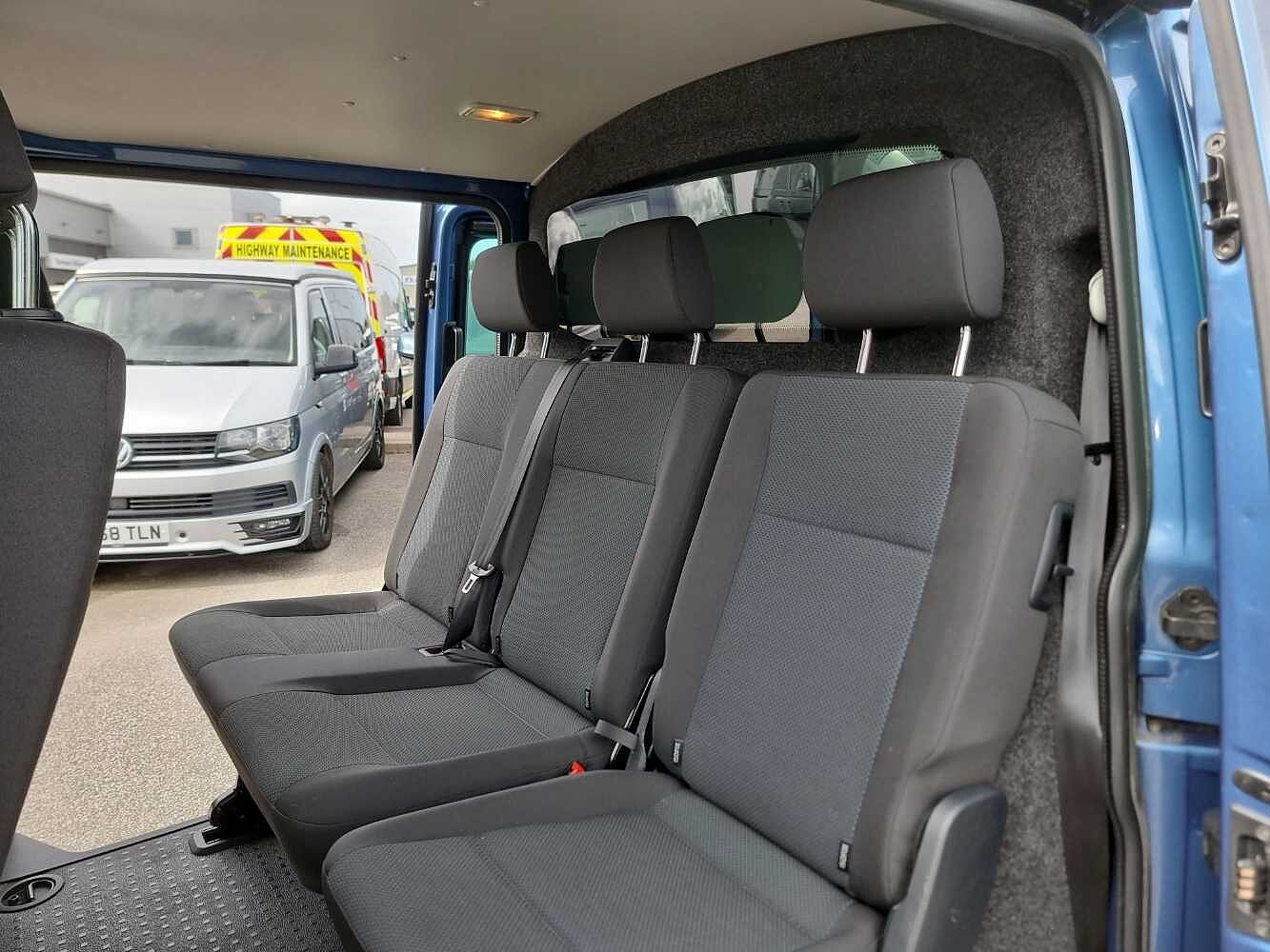 Volkswagen Transporter Kombi 2.0BiTDI 204PS EU6 T32 HL LWB 4M***LOTS OF EXTRAS***