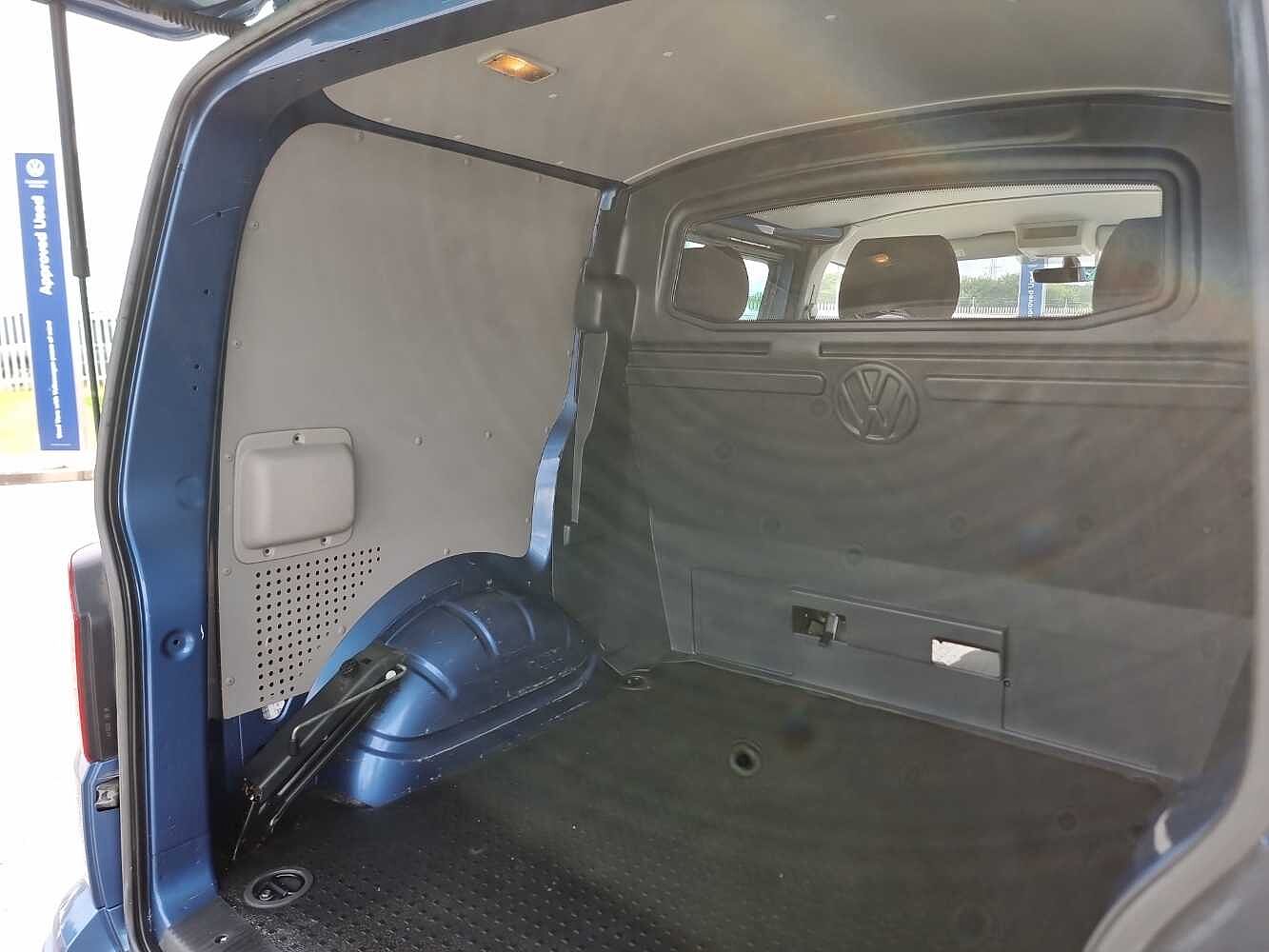 Volkswagen Transporter Kombi 2.0BiTDI 204PS EU6 T32 HL LWB 4M***LOTS OF EXTRAS***