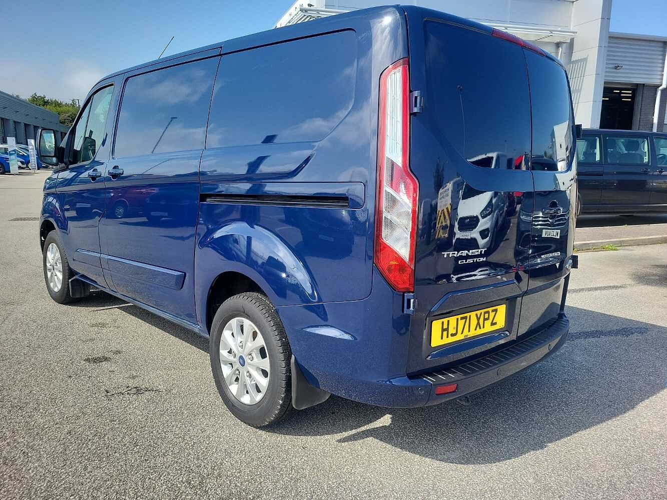 Ford Transit Custom 2.0TDCi (130PS)Eu6dT 300 L1H1 Panel