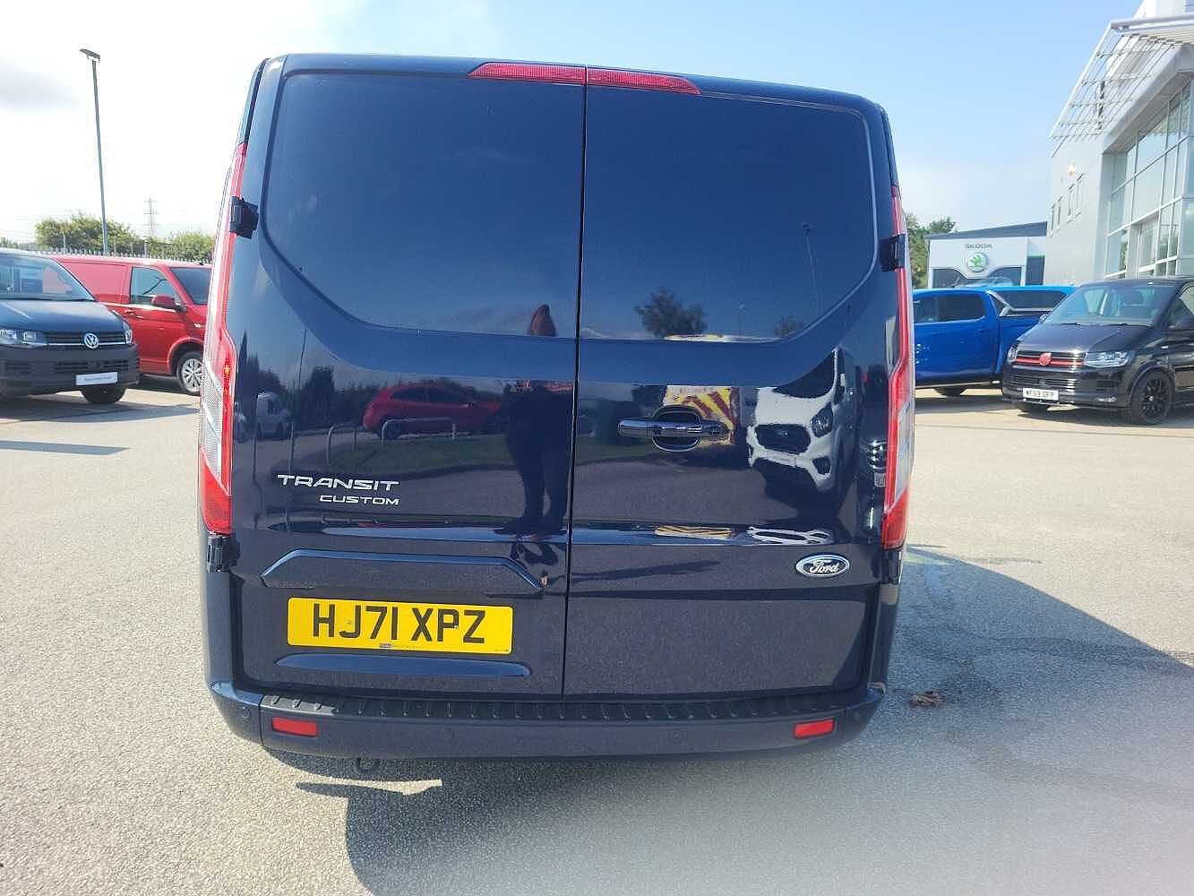 Ford Transit Custom 2.0TDCi (130PS)Eu6dT 300 L1H1 Panel