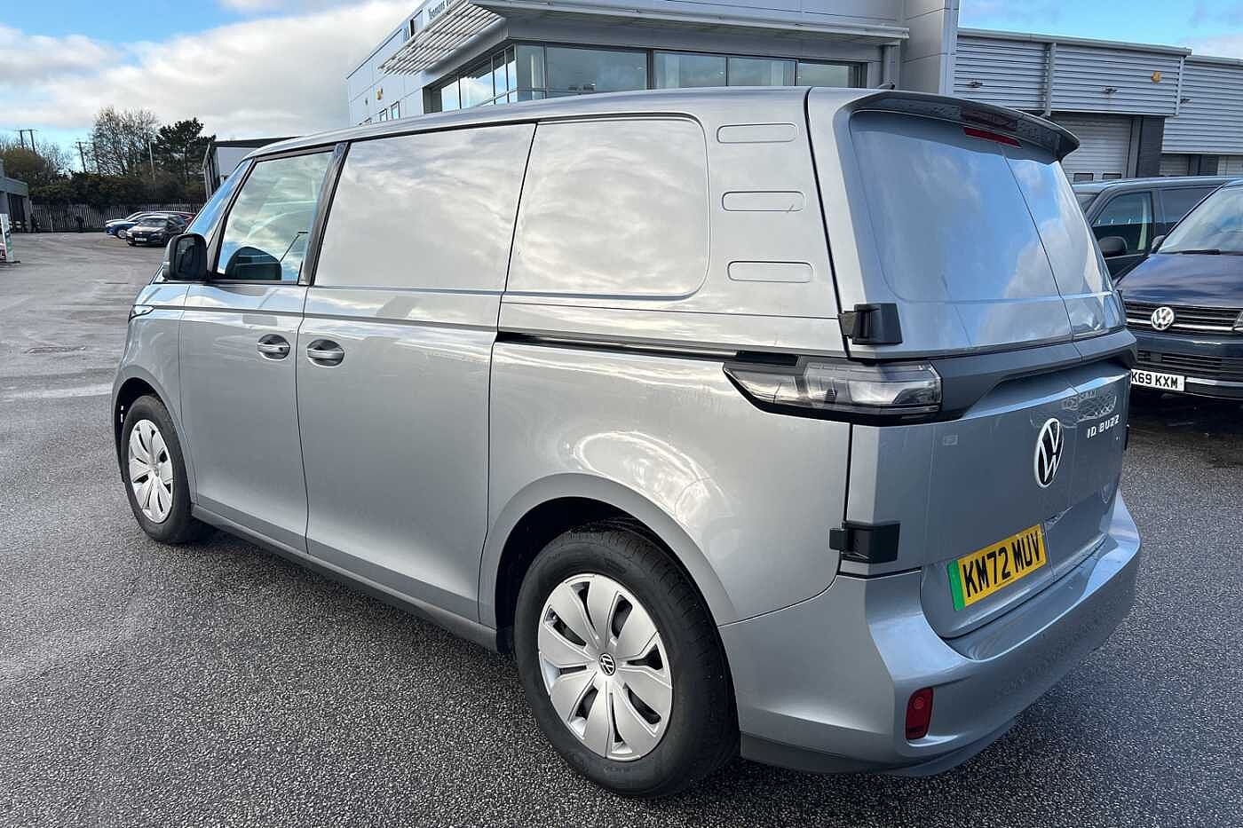 Volkswagen ID. Buzz Cargo Commerce SWB 77kWh 204PS Automatic