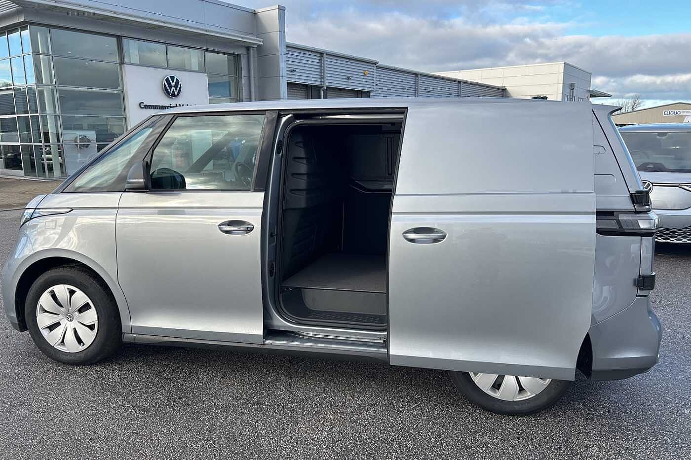 Volkswagen ID. Buzz Cargo Commerce SWB 77kWh 204PS Automatic