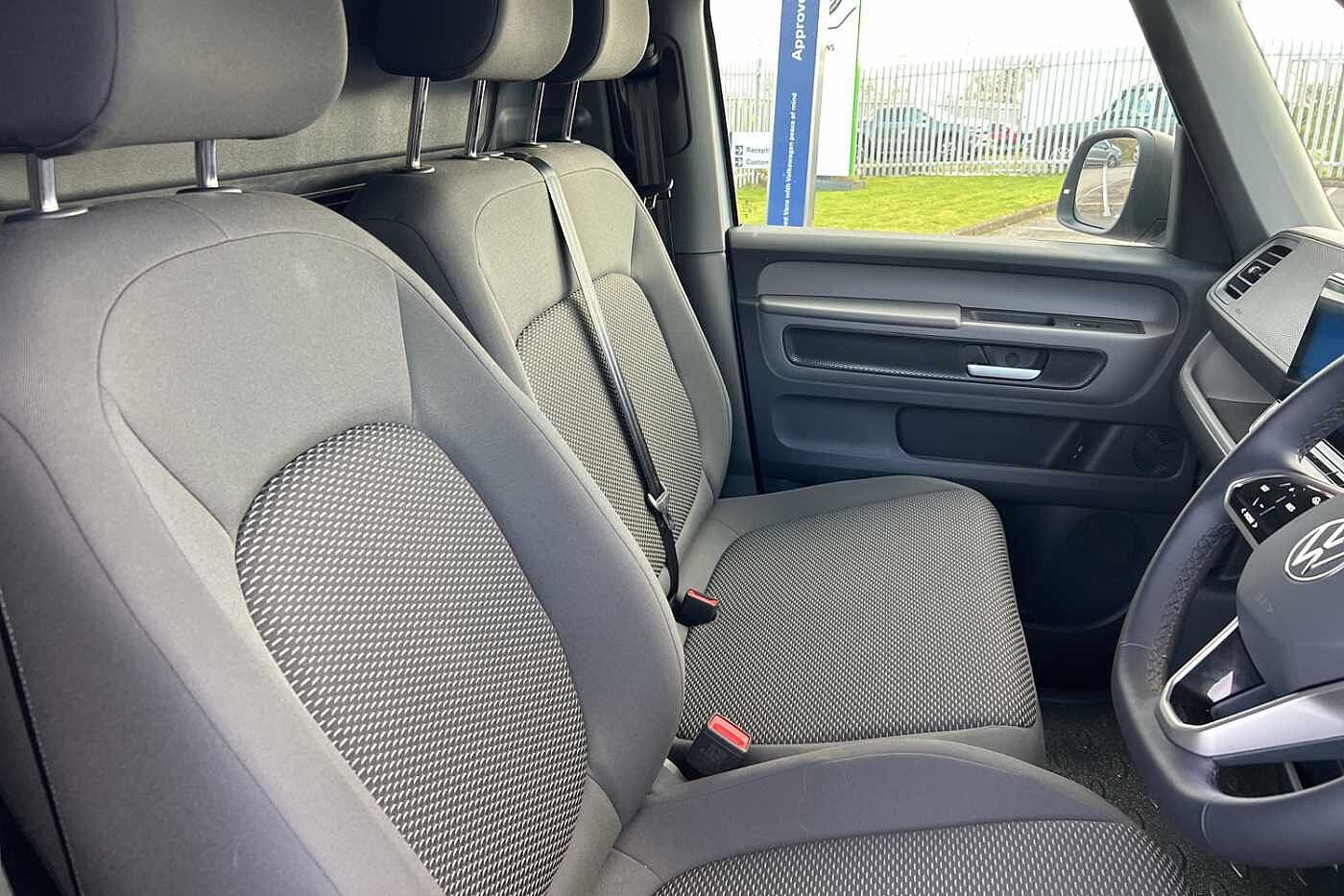 Volkswagen ID. Buzz Cargo Commerce SWB 77kWh 204PS Automatic