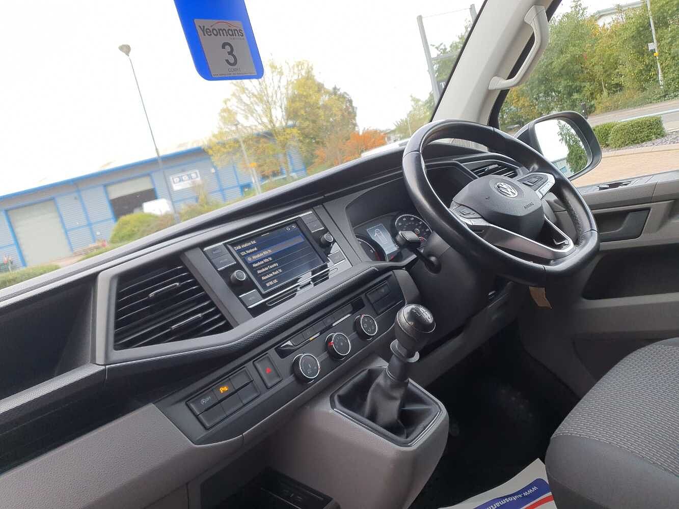 Volkswagen Transporter T28 Panel van Highline SWB 150 PS 2.0 TDI 6sp Manual
