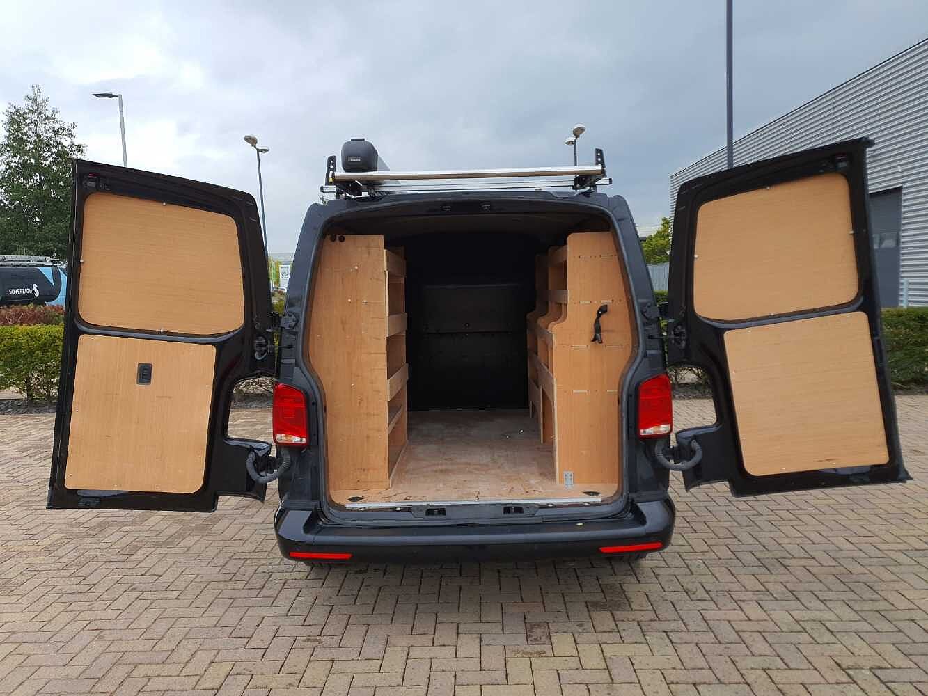 Volkswagen Transporter T28 Panel van Highline SWB 150 PS 2.0 TDI 6sp Manual