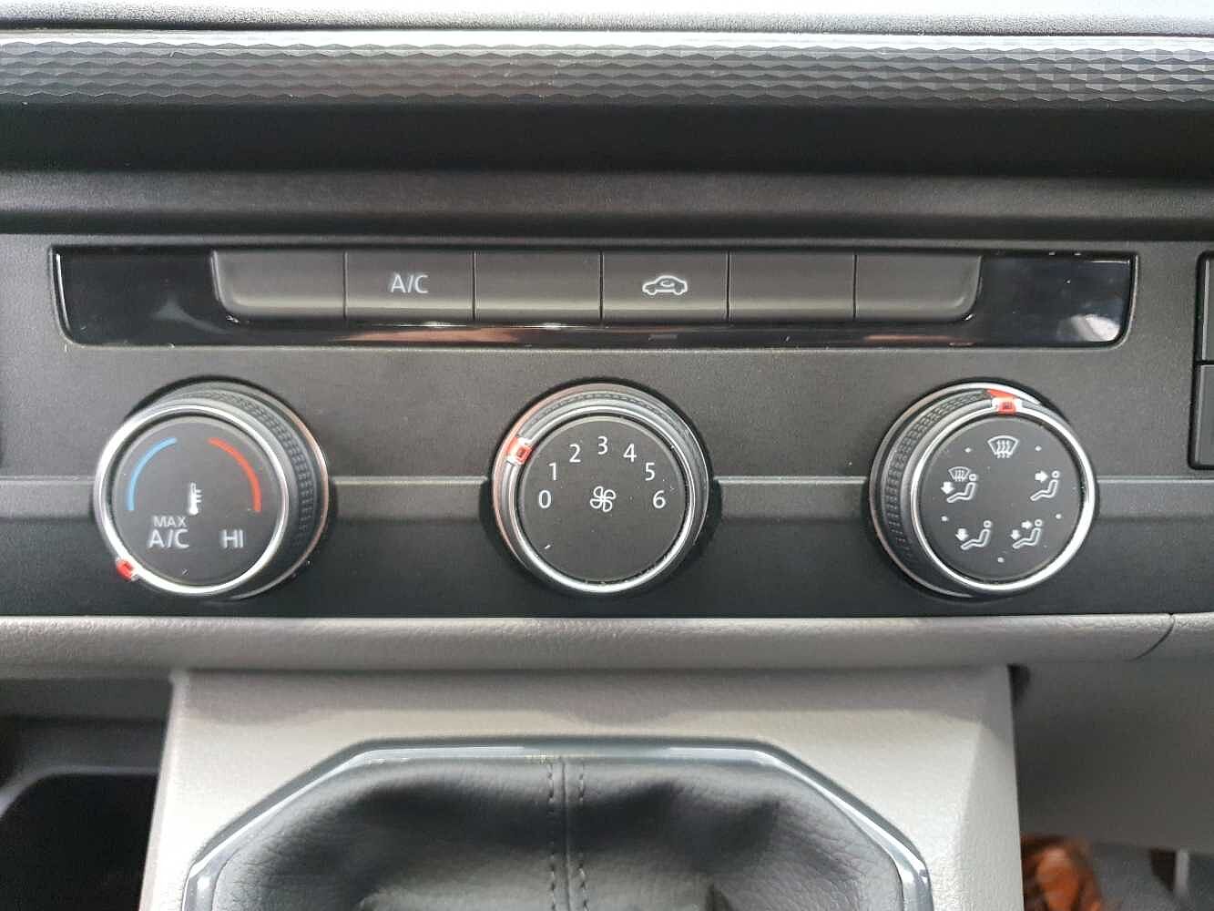 Volkswagen Transporter T28 Panel van Startline SWB 110 PS 2.0 TDI 5sp Manual