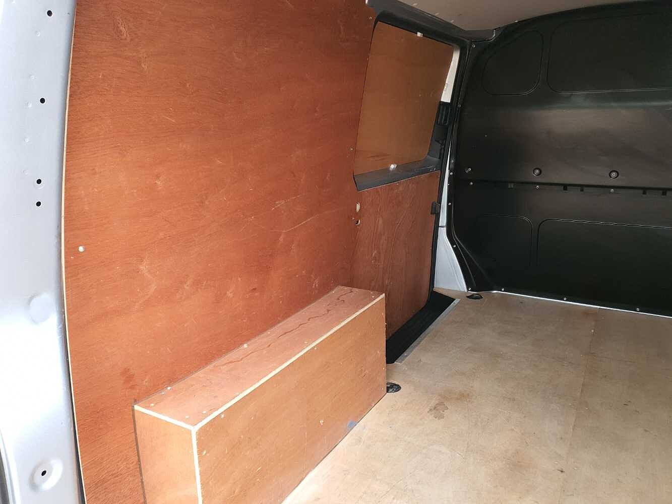 Volkswagen Transporter T28 Panel van Startline SWB 110 PS 2.0 TDI 5sp Manual
