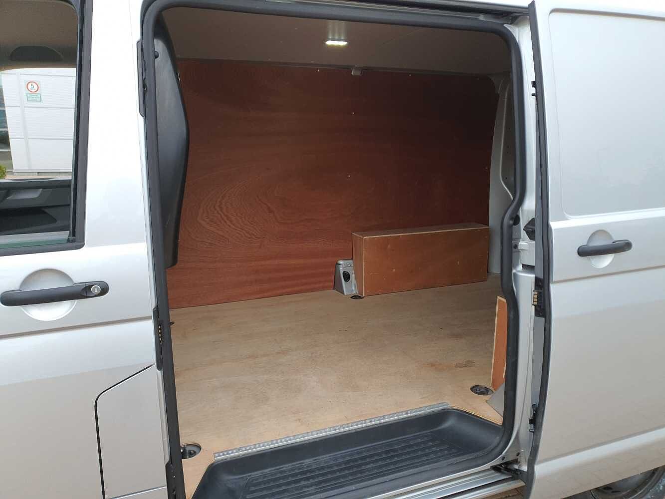Volkswagen Transporter T28 Panel van Startline SWB 110 PS 2.0 TDI 5sp Manual