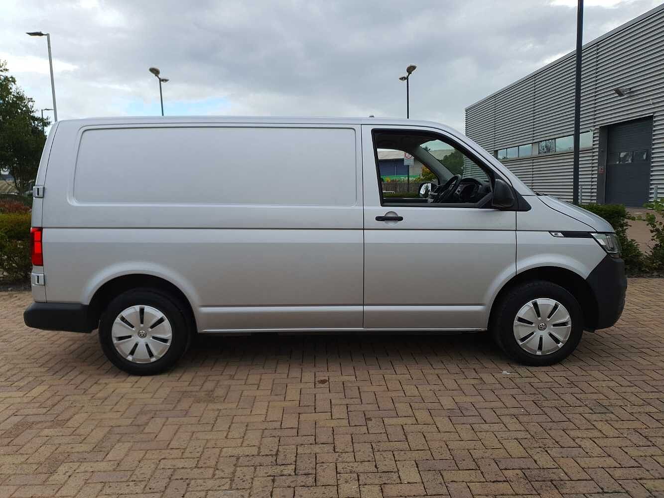 Volkswagen Transporter T28 Panel van Startline SWB 110 PS 2.0 TDI 5sp Manual
