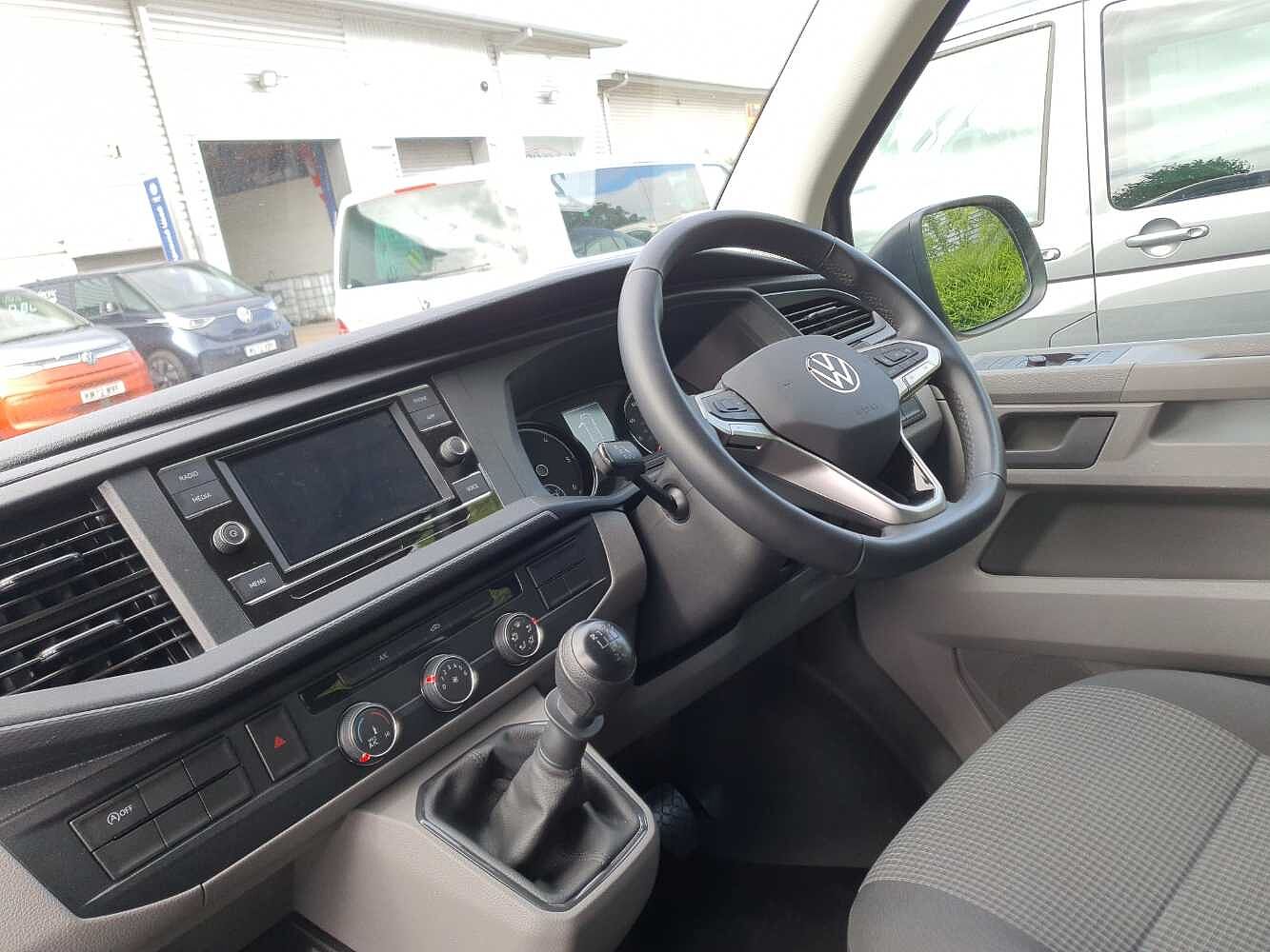 Volkswagen Transporter T30 Kombi Startline SWB 110 PS 2.0 TDI 5sp Manual