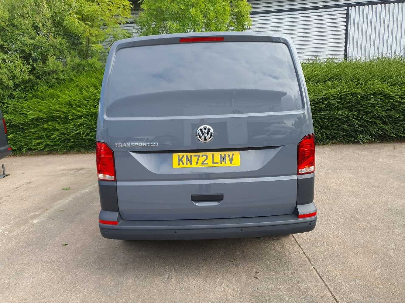 Volkswagen Transporter T30 Kombi Startline SWB 110 PS 2.0 TDI 5sp Manual