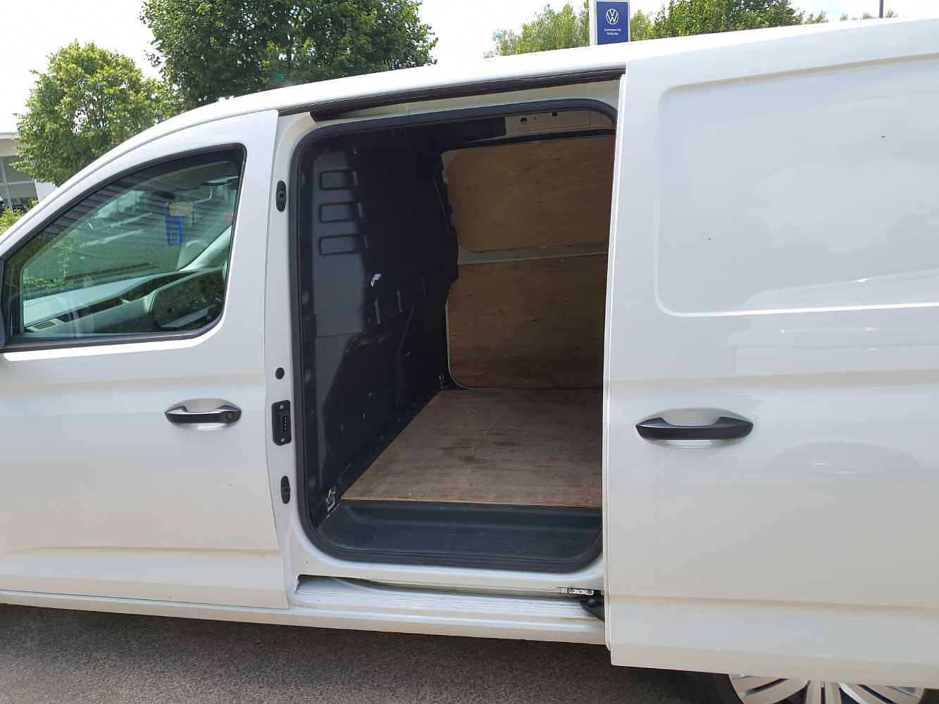 Volkswagen Caddy C20 Cargo Commerce Maxi 102 PS 2.0 TDI 6sp Manual