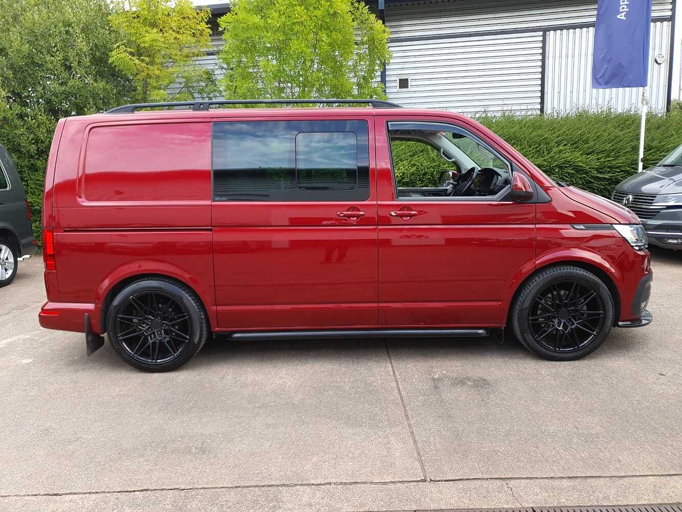 Volkswagen Transporter T32 Kombi Highline SWB 150 PS 2.0 TDI 6sp Manual