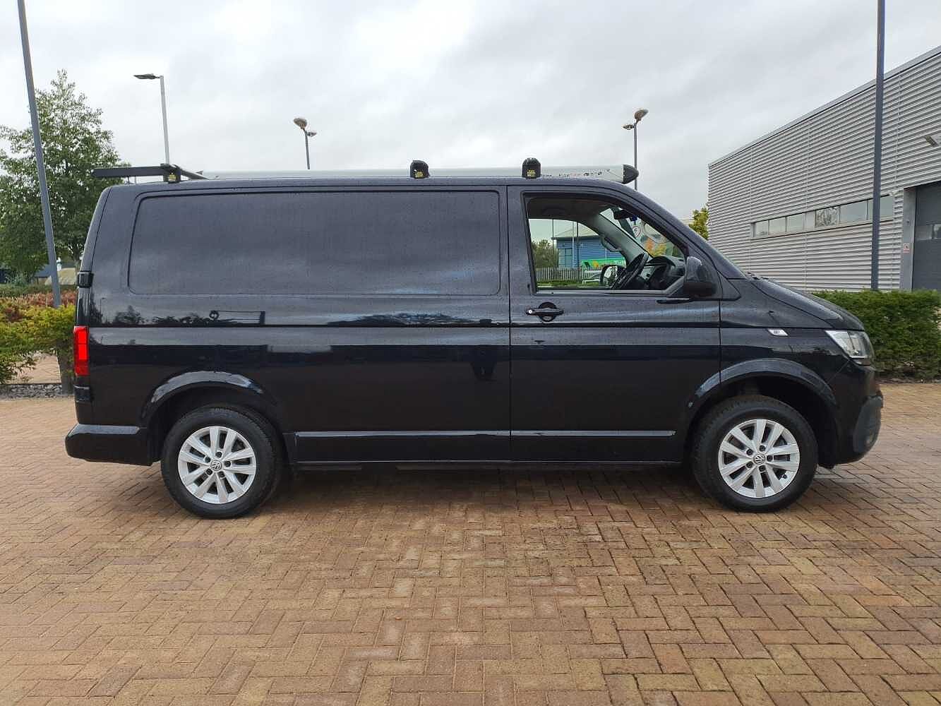 Volkswagen Transporter T28 Panel van Highline SWB 150 PS 2.0 TDI 6sp Manual