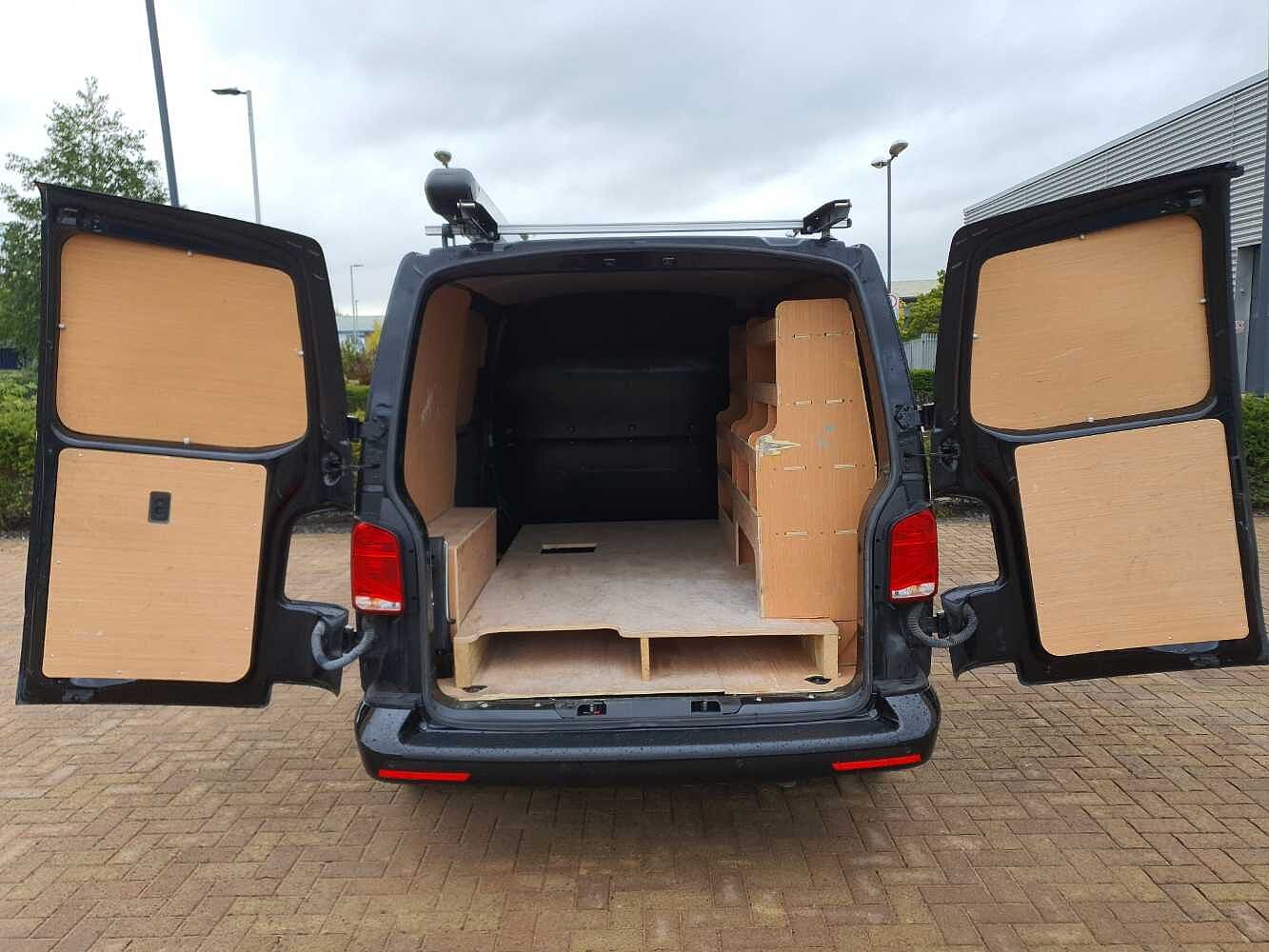 Volkswagen Transporter T28 Panel van Highline SWB 150 PS 2.0 TDI 6sp Manual