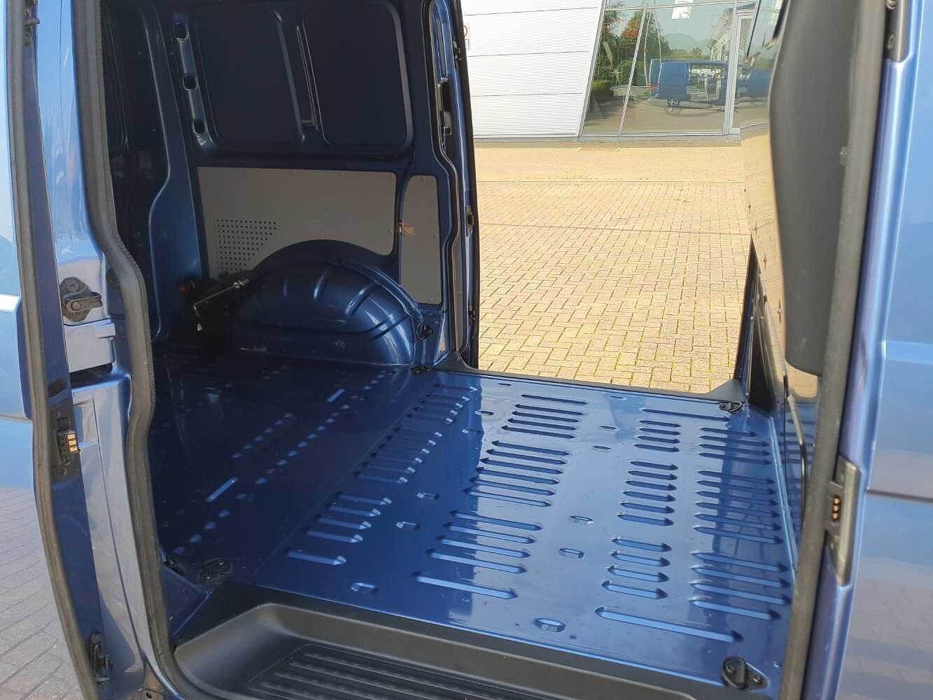 Volkswagen Transporter T32 Panel van Highline SWB EU6 204 PS 2.0 TDI BMT 7sp DSG 4MOTION