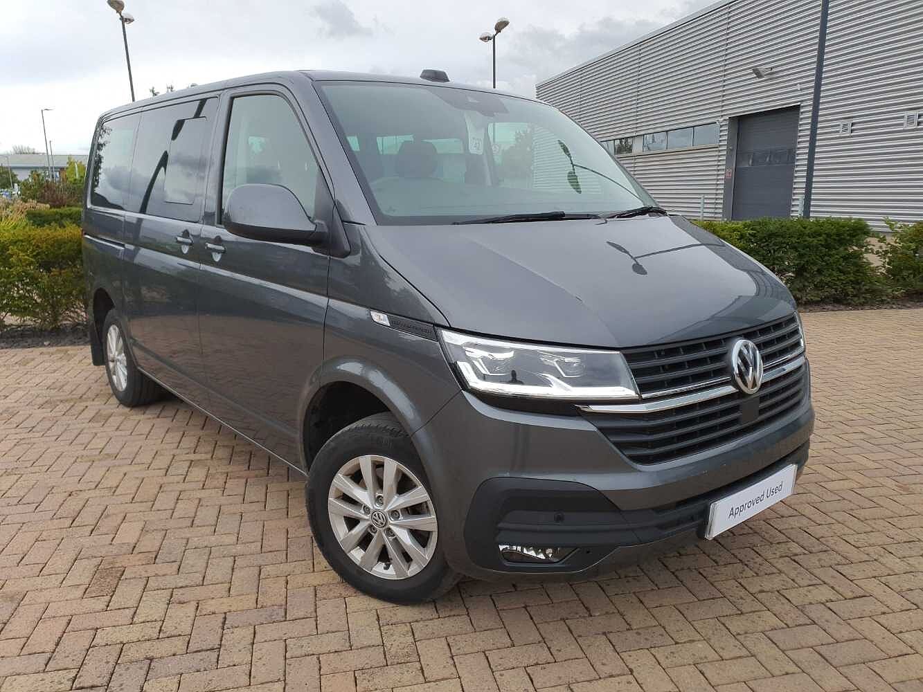 Volkswagen Transporter T30 Kombi Highline SWB 150 PS 2.0 TDI 7sp DSG