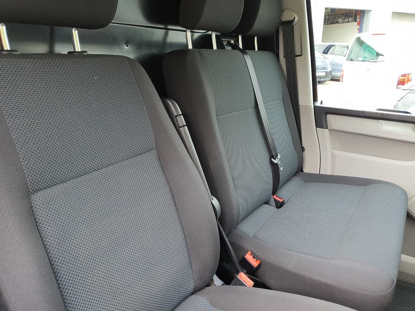 Volkswagen Transporter T30 Panel van Highline SWB 150 PS 2.0 TDI BMT 6sp Manual