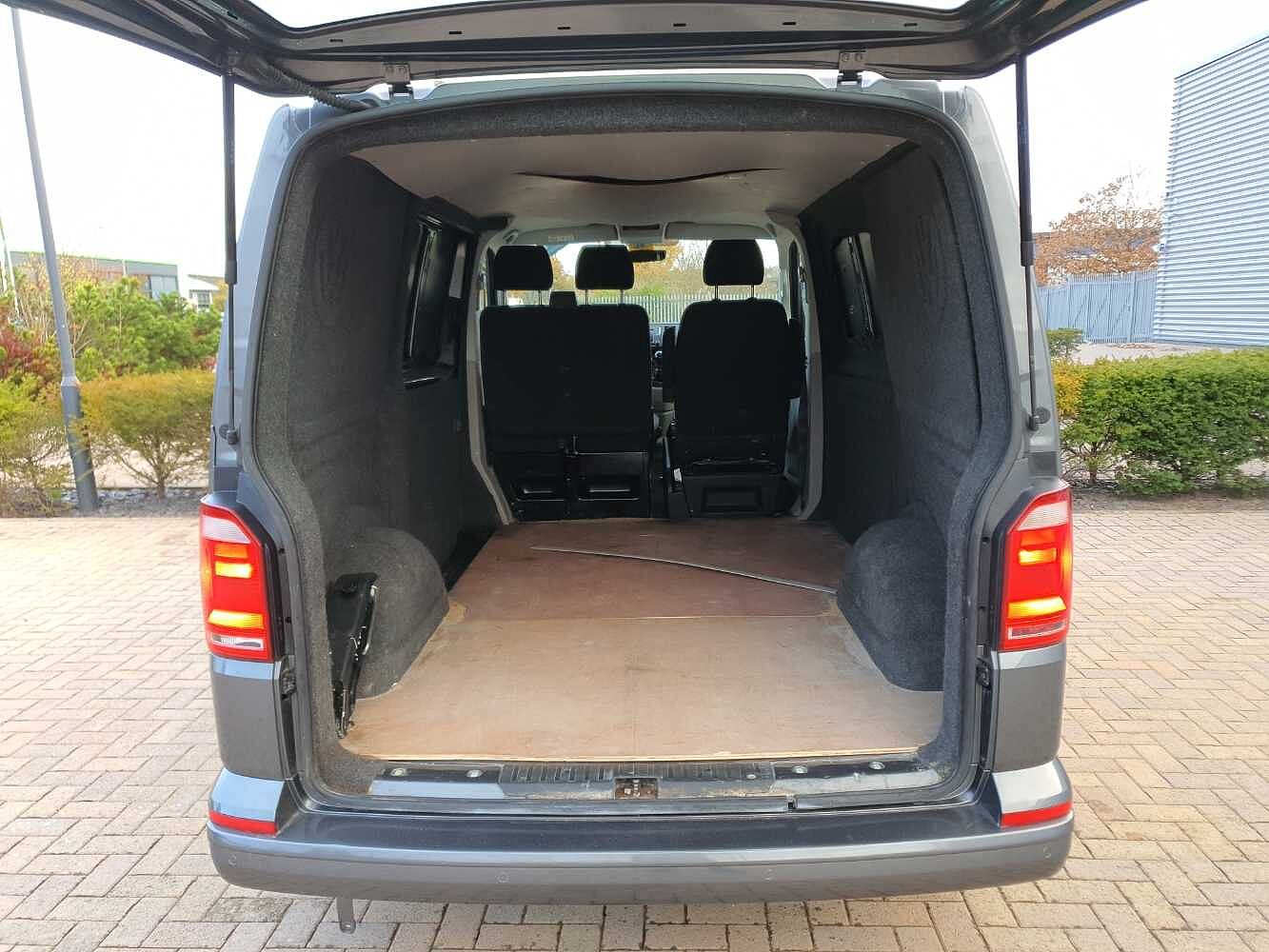 Volkswagen Transporter T28 Panel van Highline SWB 102 PS 2.0 TDI BMT 5sp Manual