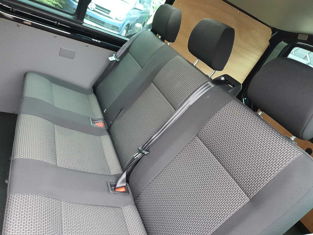 Volkswagen Transporter Kombi 2.0TDI 150 T32 Highline BMT SWB