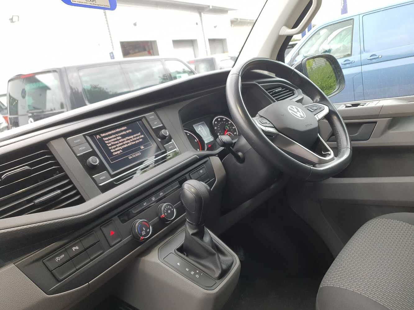 Volkswagen Transporter Kombi 2.0TDI 150 T32 Highline BMT SWB